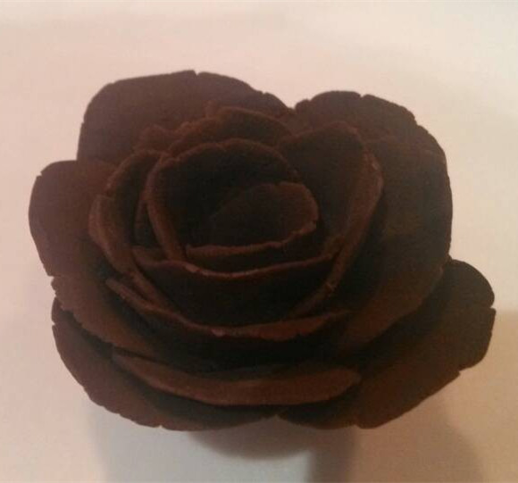 手工巧克力玫瑰的做法
