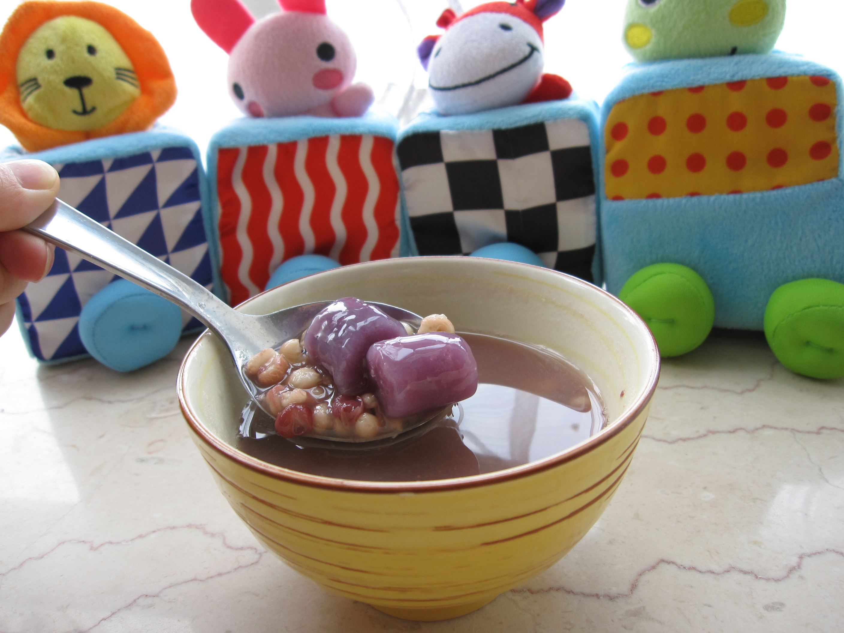 薏米红豆甜汤的做法