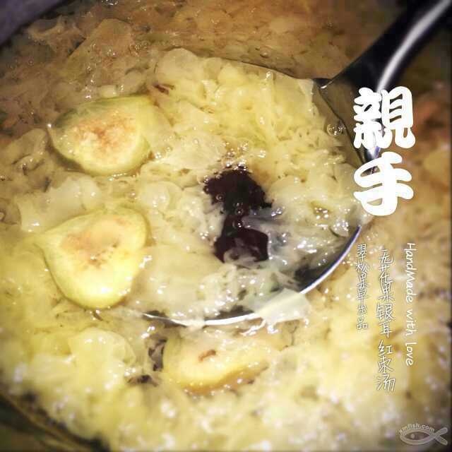 无花果银耳红枣羹